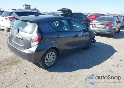 2015 Toyota Prius C One z USA, uszkodzony, nr VIN JTDKDTB35F1101849
